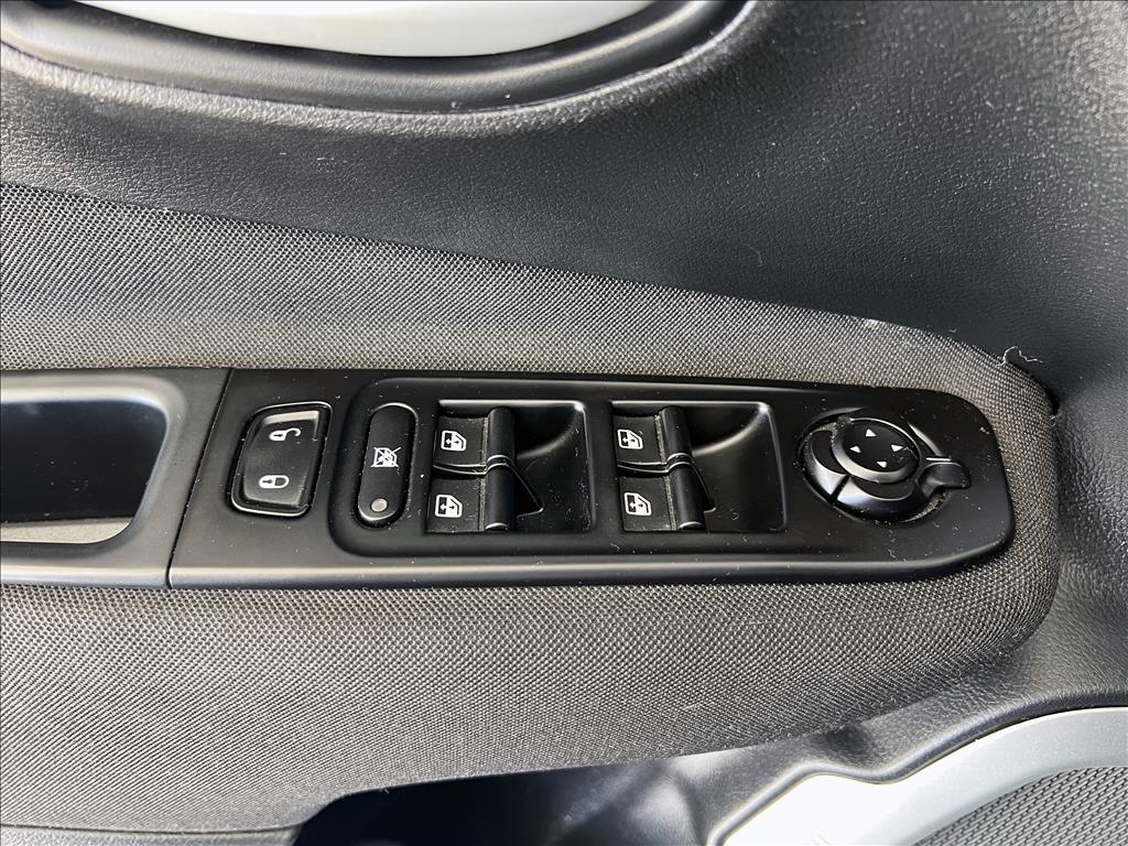 RENEGADE 1.8 16V FLEX SPORT 4P AUTOMÁTICO15