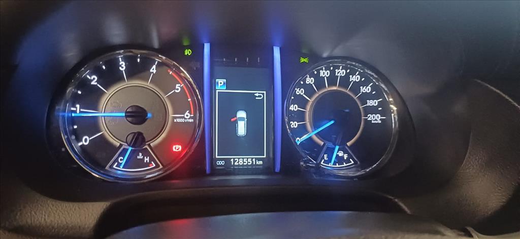 HILUX SW4 2.8 SRX 4X4 7 LUGARES 16V TURBO INTERCOOLER DIESEL 4P AUTOMÁTICO9
