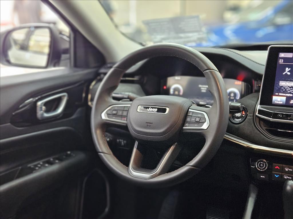 COMMANDER 1.3 T270 TURBO FLEX LIMITED AT65