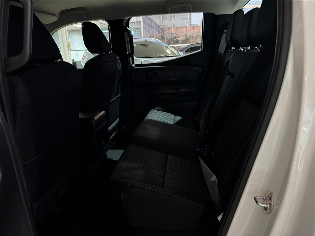 Mitsubishi-TRITON-2.4 BITURBO DIESEL CD GL 4X4 AUTOMÁTICO