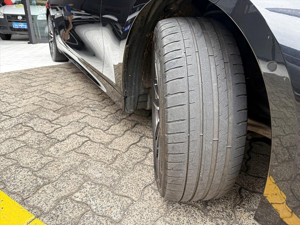 BMW 330I - 2.0 16V TURBO GASOLINA SPORT AUTOMÁTICO