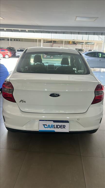 KA 1.5 TI-VCT FLEX SE SEDAN AUTOMÁTICO3