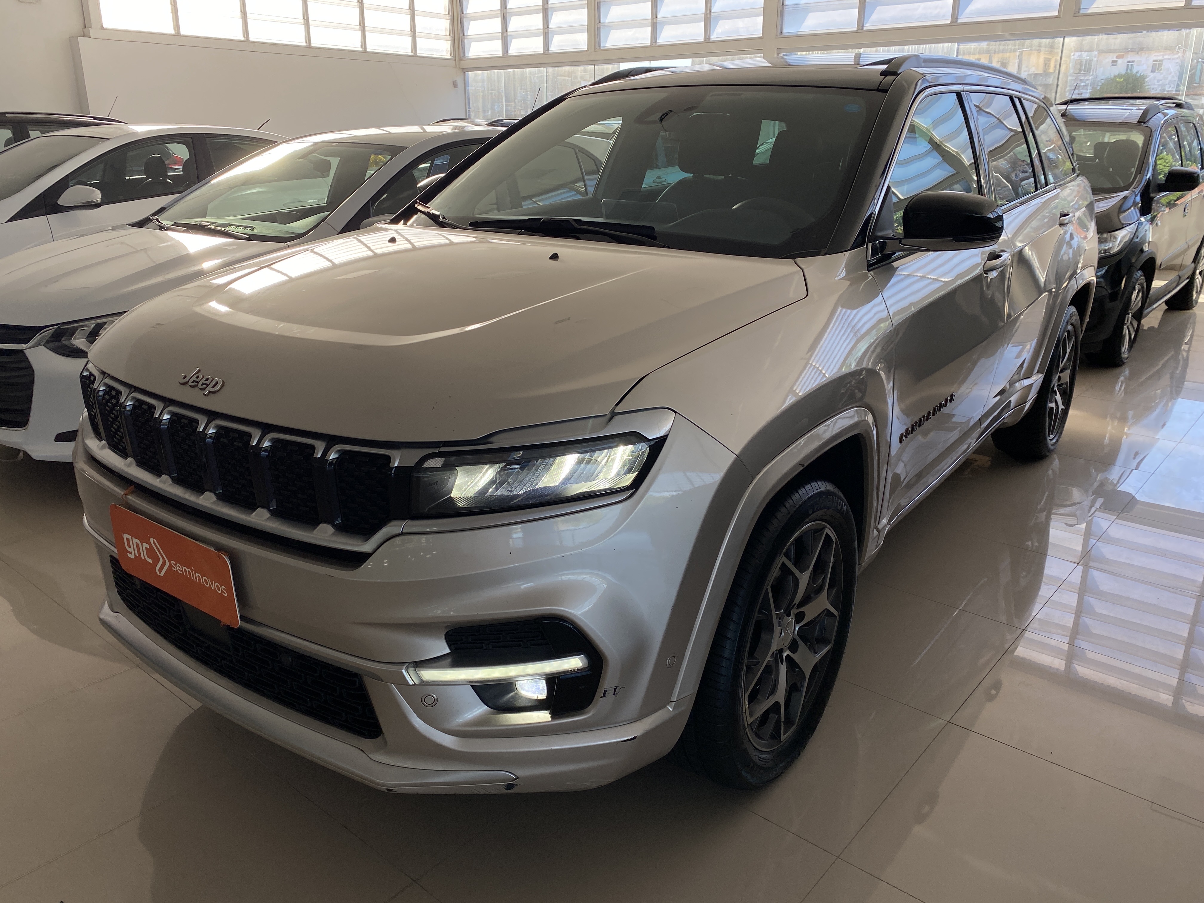 JEEP COMMANDER 1.3 T270 TURBO FLEX OVERLAND AT6