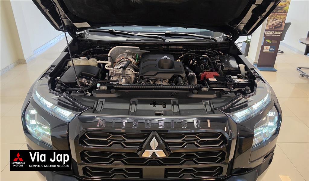 Mitsubishi-TRITON-2.4 BITURBO DIESEL CD KATANA SR80 4X4 AUTOMÁTICO