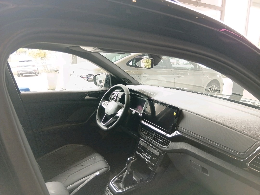 T-CROSS 1.0 200 TSI TOTAL FLEX COMFORTLINE AUTOMÁTICO6