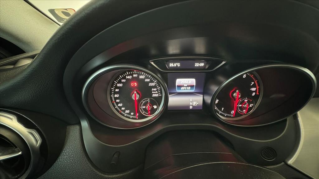 GLA 200 1.6 CGI FLEX ADVANCE 7G-DCT10