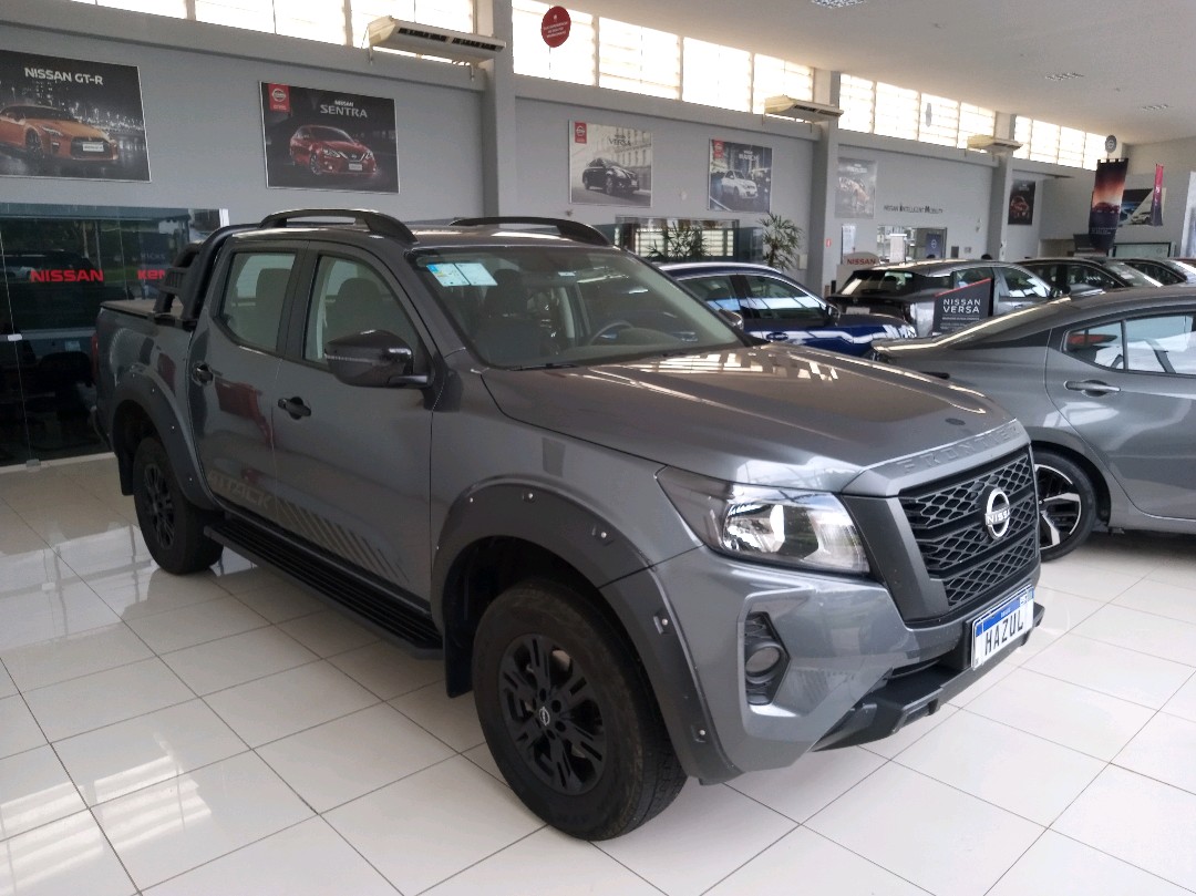 FRONTIER 2.3 16V TURBO DIESEL ATTACK CD 4X4 AUTOMÁTICO1