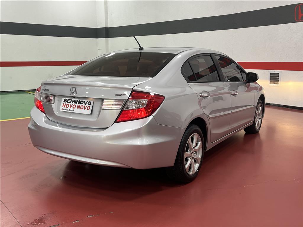 CIVIC 1.8 EXS 16V FLEX 4P AUTOMÁTICO5