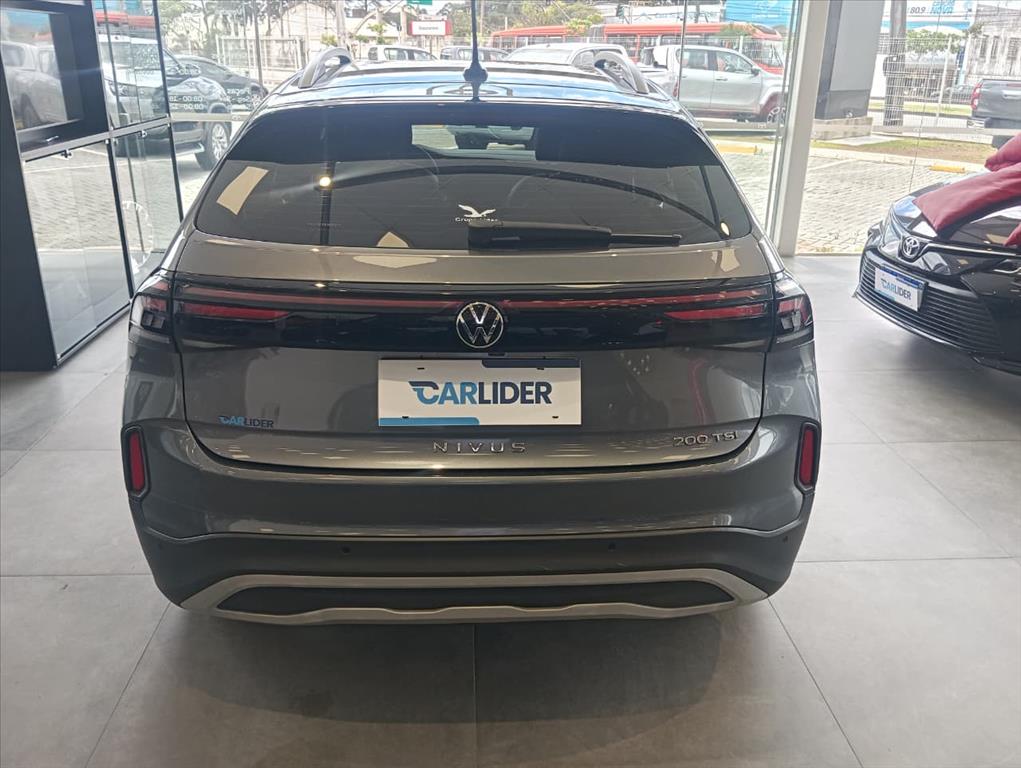 NIVUS 1.0 200 TSI TOTAL FLEX HIGHLINE AUTOMÁTICO7