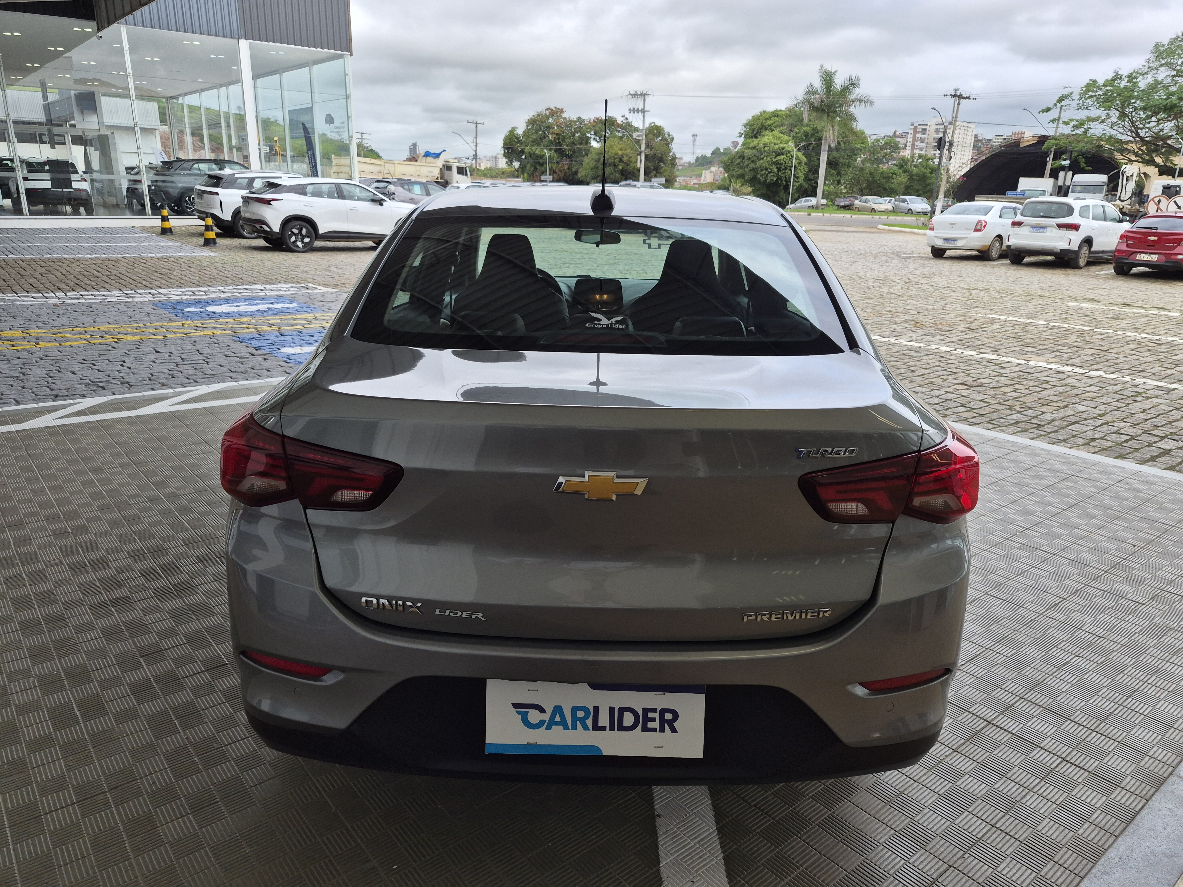 ONIX PLUS 1.0 TURBO FLEX PREMIER AUTOMÁTICO2