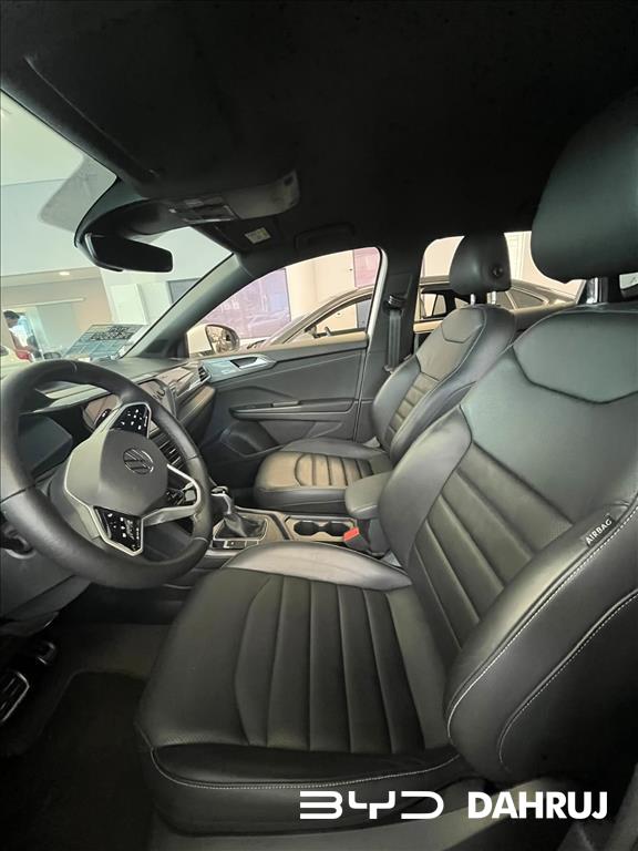 TAOS 1.4 250 TSI TOTAL FLEX HIGHLINE AUTOMÁTICO8