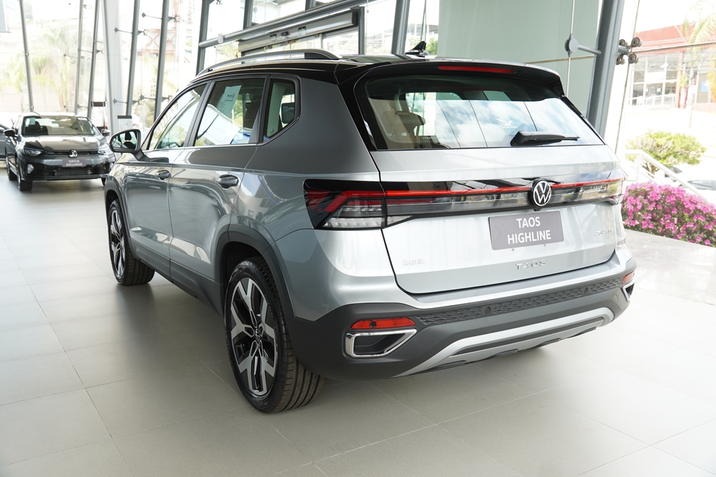 TAOS 1.4 250 TSI TOTAL FLEX HIGHLINE AUTOMÁTICO5