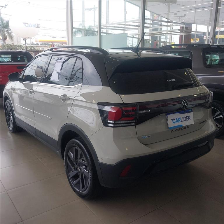 T-CROSS 1.4 250 TSI TOTAL FLEX HIGHLINE AUTOMÁTICO3