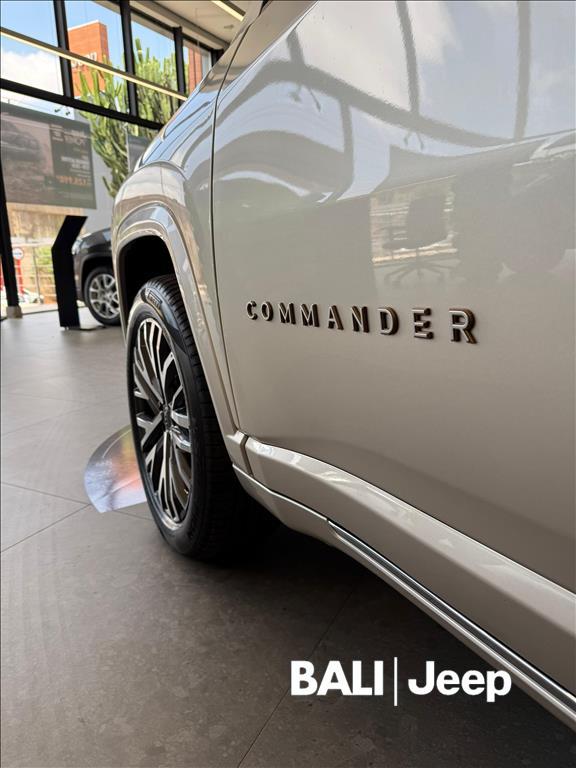 COMMANDER 1.3 T270 TURBO FLEX LONGITUDE AT6