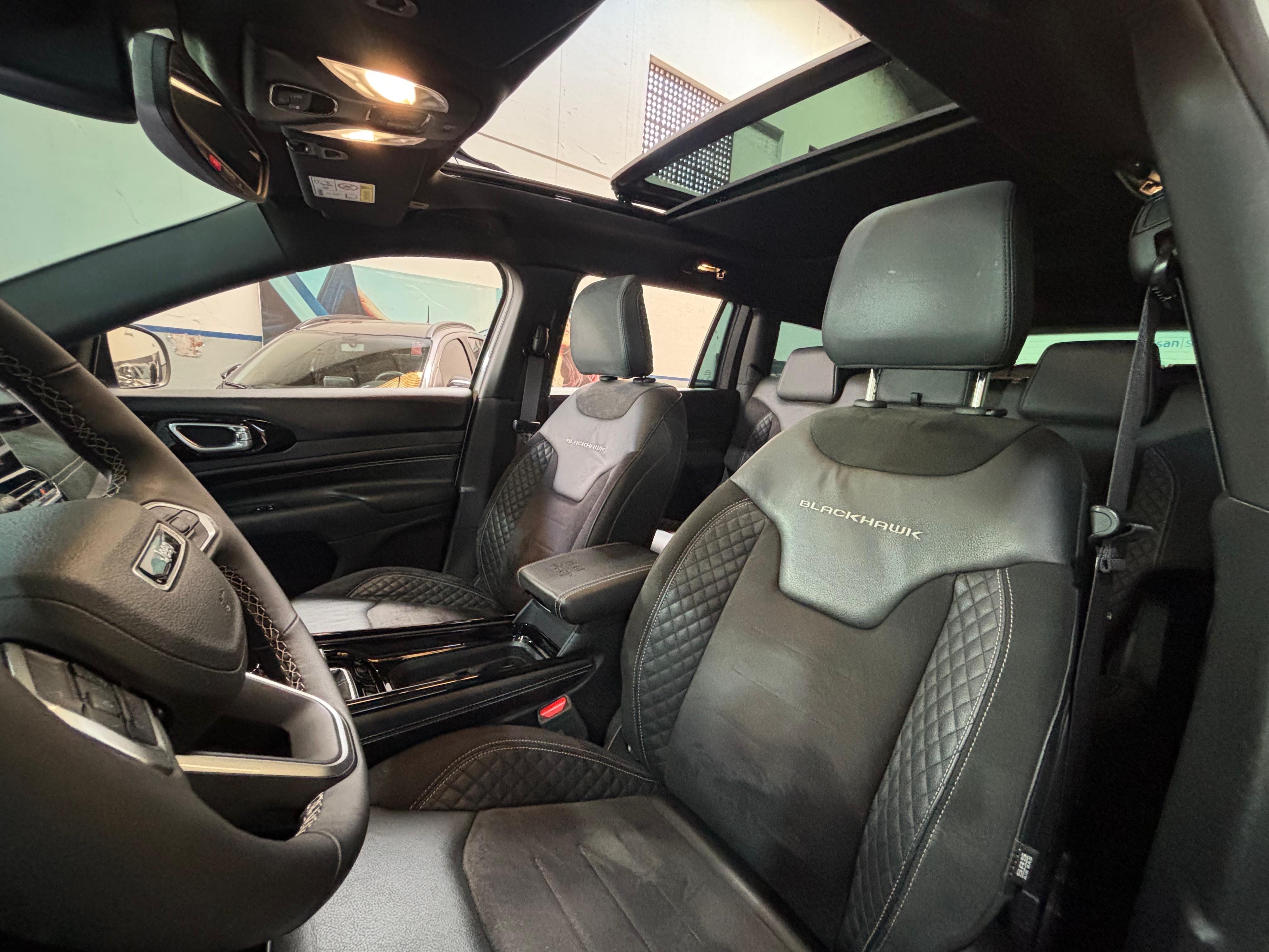 Jeep-COMMANDER-2.0 HURRICANE 4 TURBO GASOLINA BLACKHAWK AT9