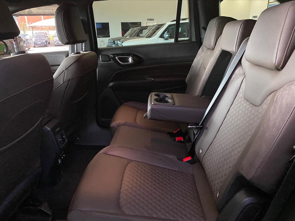 COMMANDER 1.3 T270 TURBO FLEX OVERLAND AT611