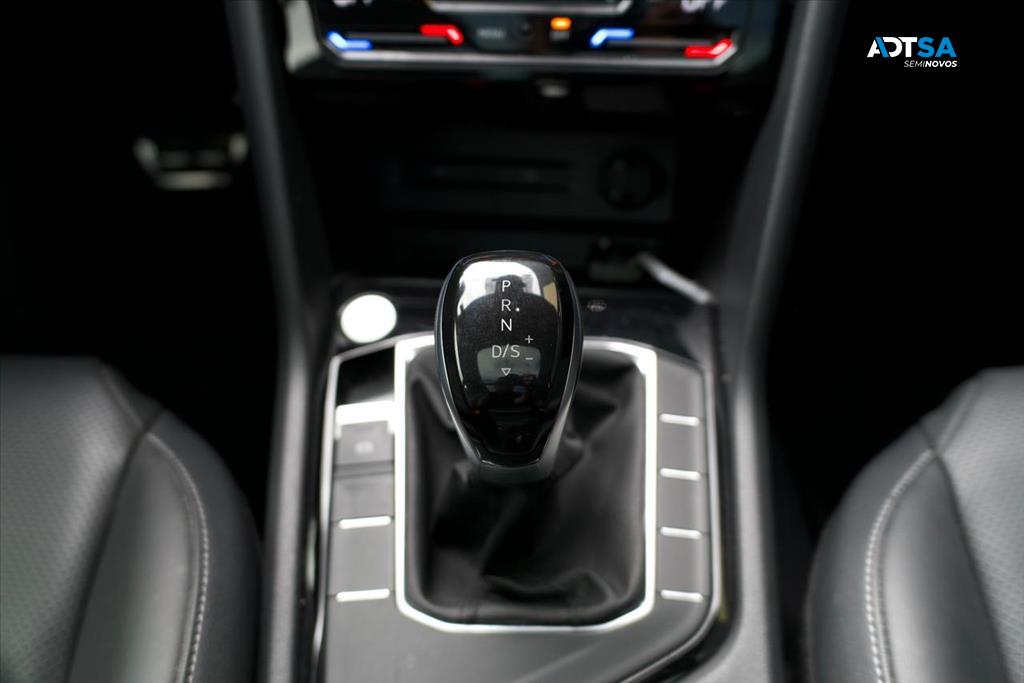 VOLKSWAGEN TAOS 1.4 250 TSI TOTAL FLEX HIGHLINE AUTOMÁTICO