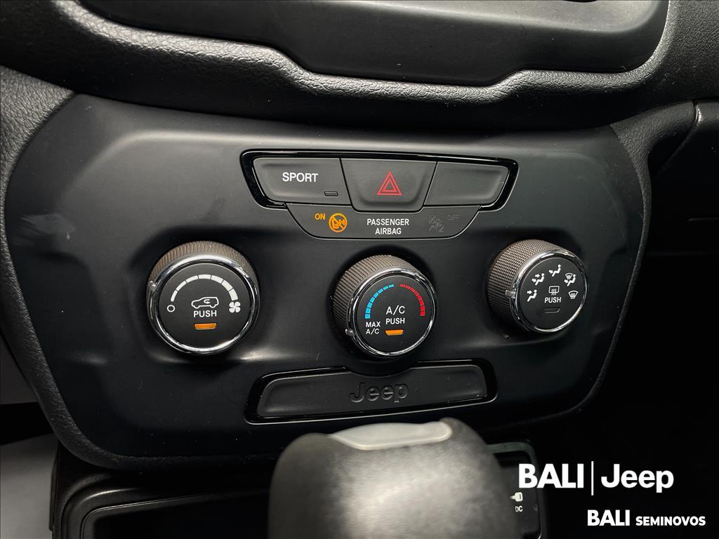 RENEGADE 1.8 16V FLEX SPORT 4P AUTOMÁTICO14