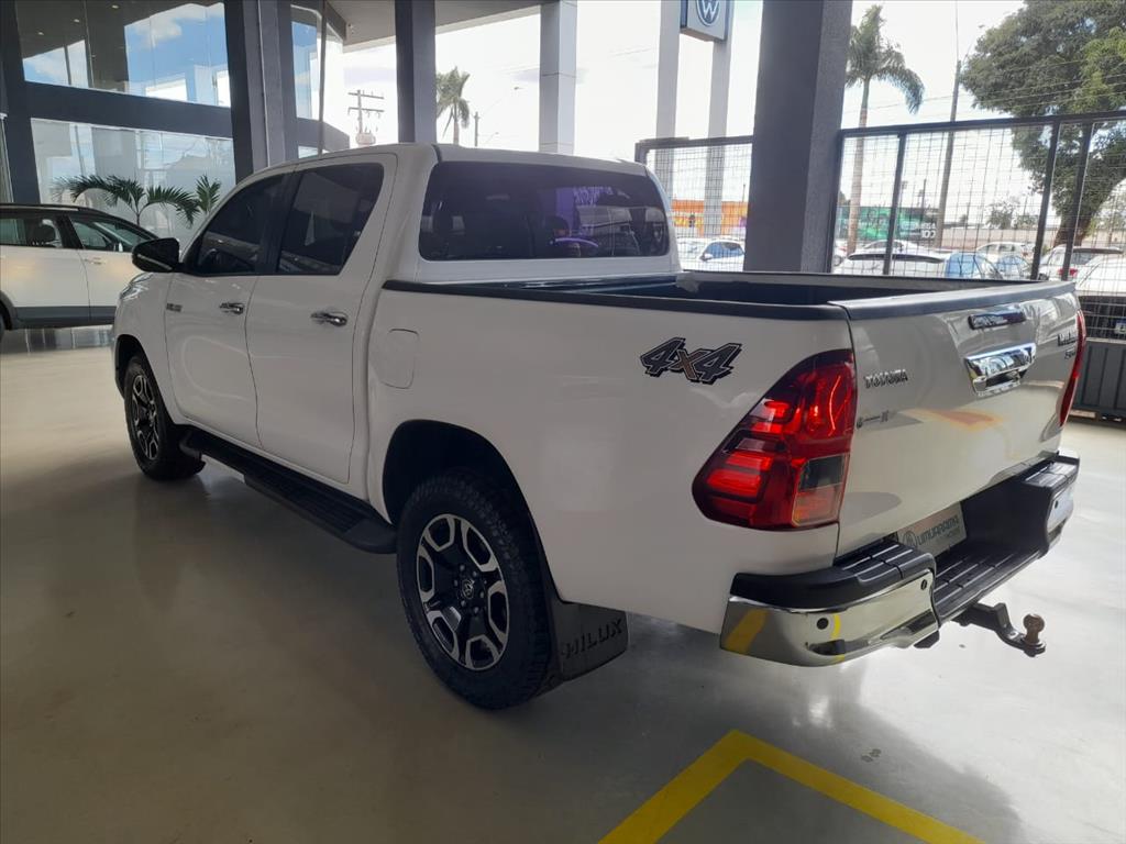 HILUX 2.8 D-4D TURBO DIESEL CD SRV 4X4 AUTOMÁTICO