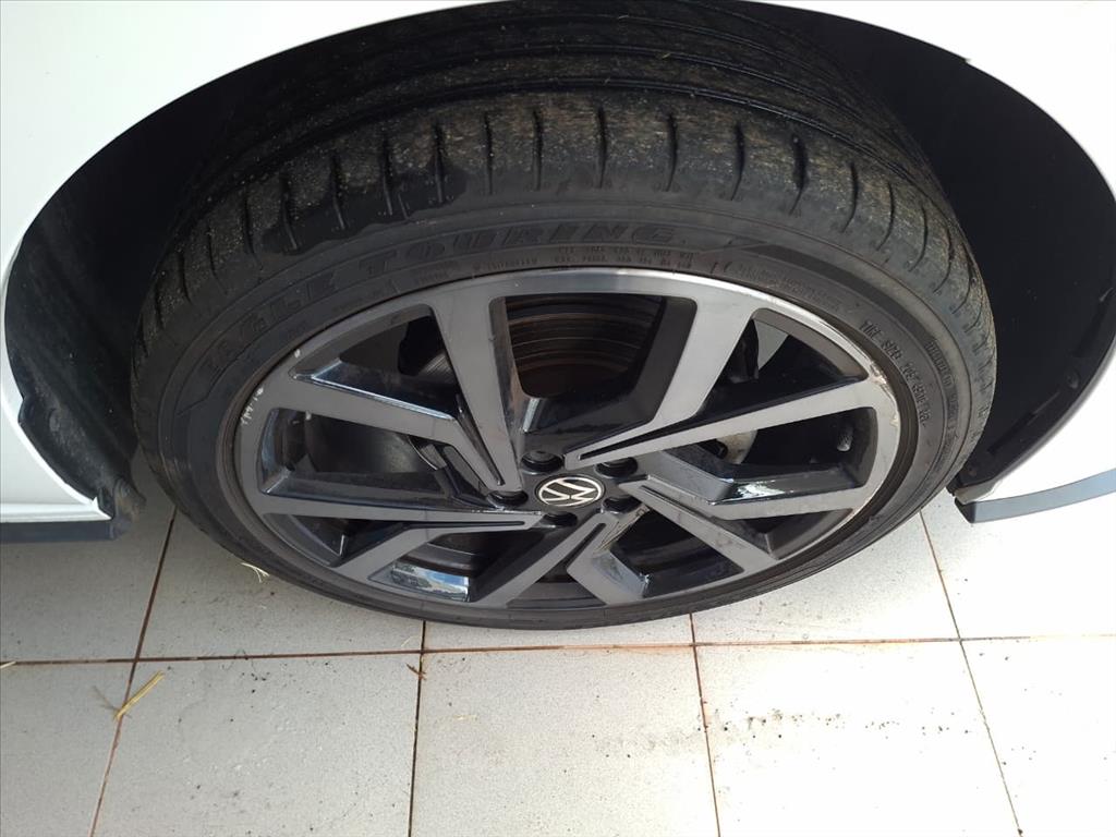 VIRTUS 1.4 250 TSI EXCLUSIVE AUTOMÁTICO9