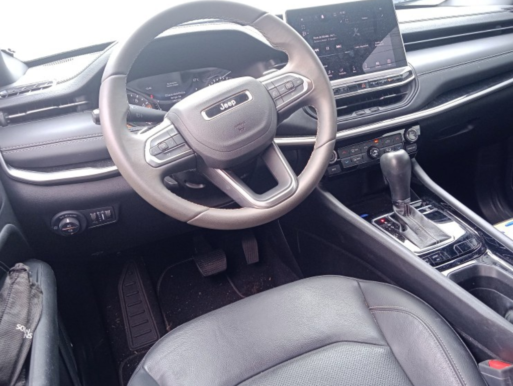 Jeep-COMPASS-1.3 T270 TURBO FLEX LONGITUDE AT6