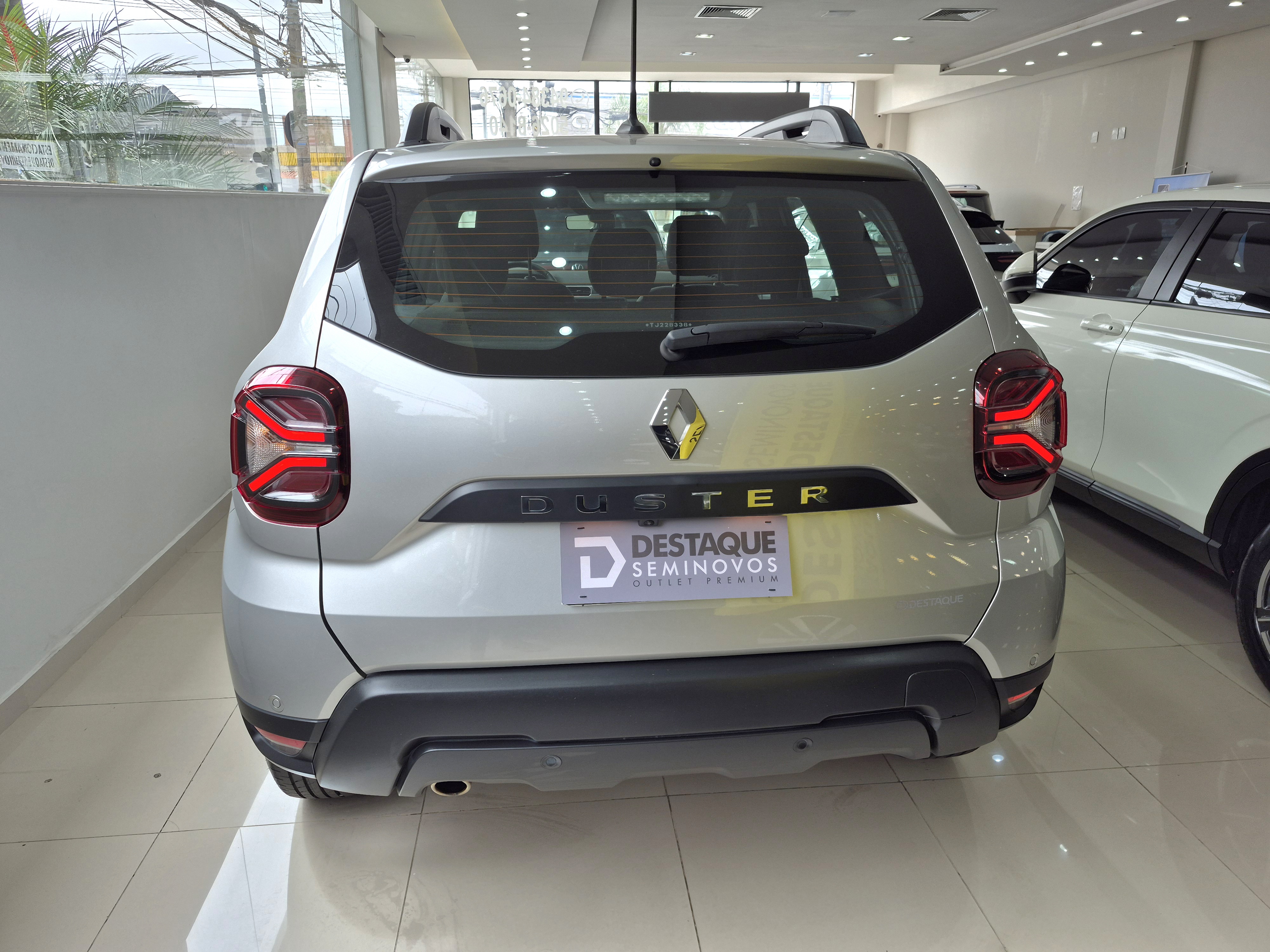 RENAULT DUSTER