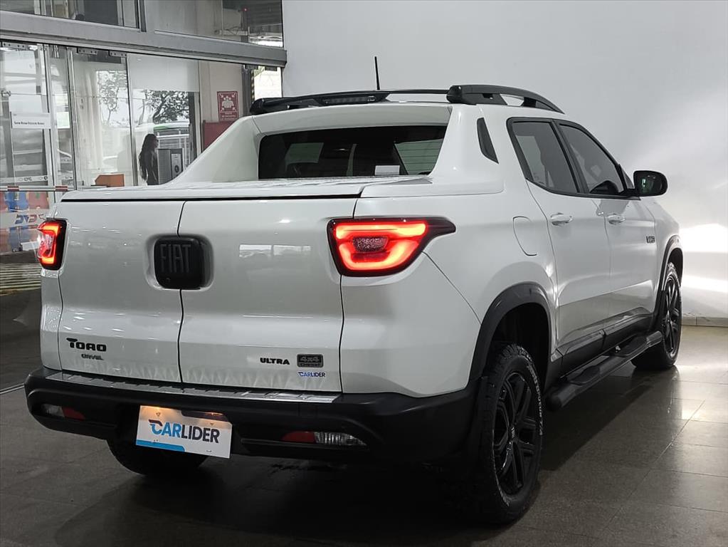 TORO 2.0 16V TURBO DIESEL ULTRA 4WD AT95