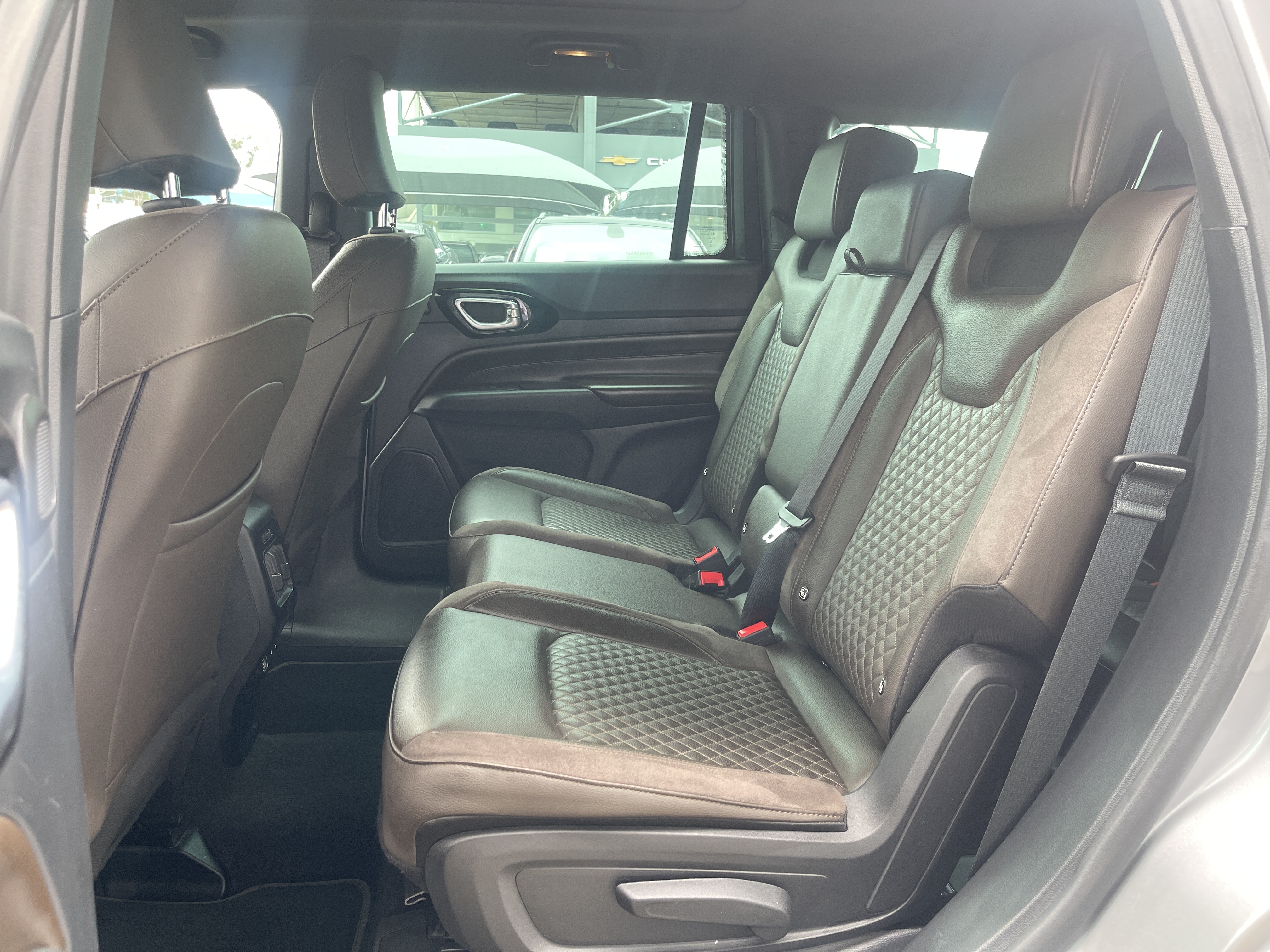 COMMANDER 2.0 TD380 TURBO DIESEL OVERLAND AT911