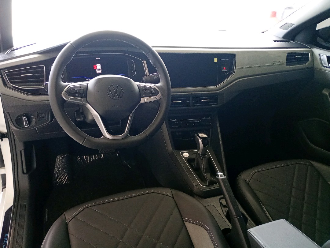 VIRTUS 1.4 250 TSI EXCLUSIVE AUTOMÁTICO9