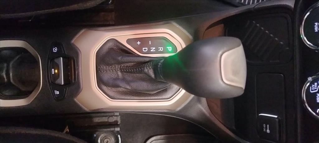 RENEGADE 1.8 16V FLEX 4P AUTOMÁTICO8