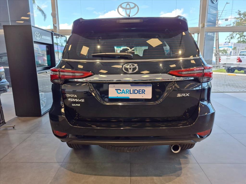 HILUX SW4 2.8 D-4D TURBO DIESEL SRX 4X4 AUTOMÁTICO5