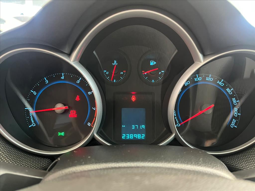 CRUZE 1.8 LT 16V FLEX 4P MANUAL7