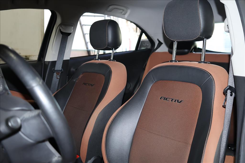 CHEVROLET ONIX 1.4 MPFI ACTIV 8V FLEX 4P AUTOMÁTICO