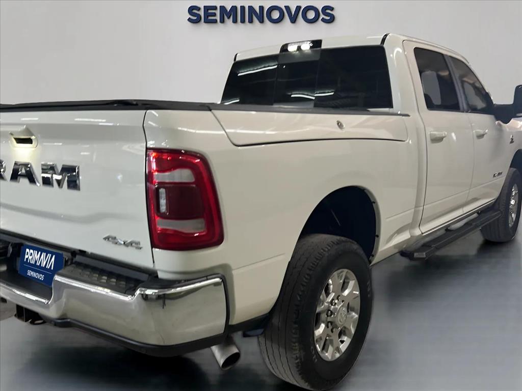 2500 6.7 I6 TURBO DIESEL LARAMIE CD 4X4 AUTOMÁTICO4