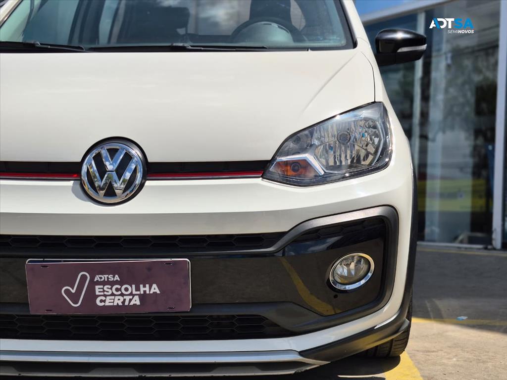 VOLKSWAGEN UP 1.0 170 TSI TOTAL FLEX XTREME 4P MANUAL