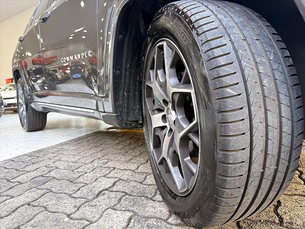 Jeep Commander - 1.3 T270 TURBO FLEX OVERLAND AT6