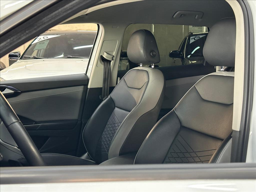 TAOS 1.4 250 TSI TOTAL FLEX COMFORTLINE AUTOMÁTICO7