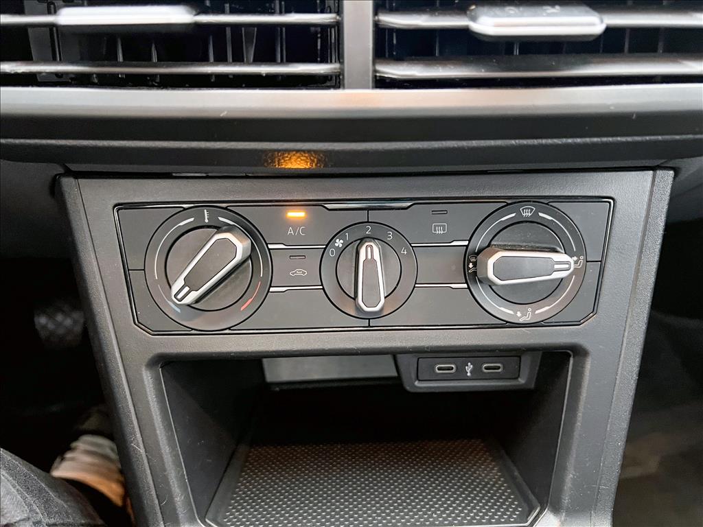 POLO 1.0 MPI ROCK IN RIO MANUAL15