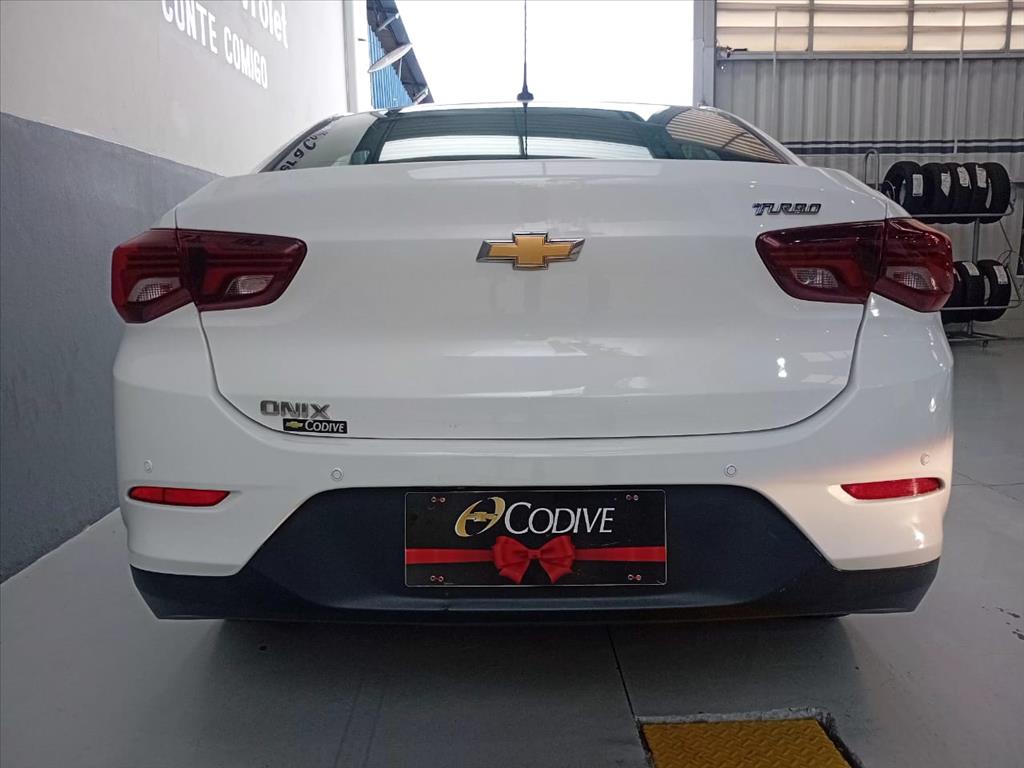 ONIX PLUS 1.0 TURBO FLEX LT AUTOMÁTICO5