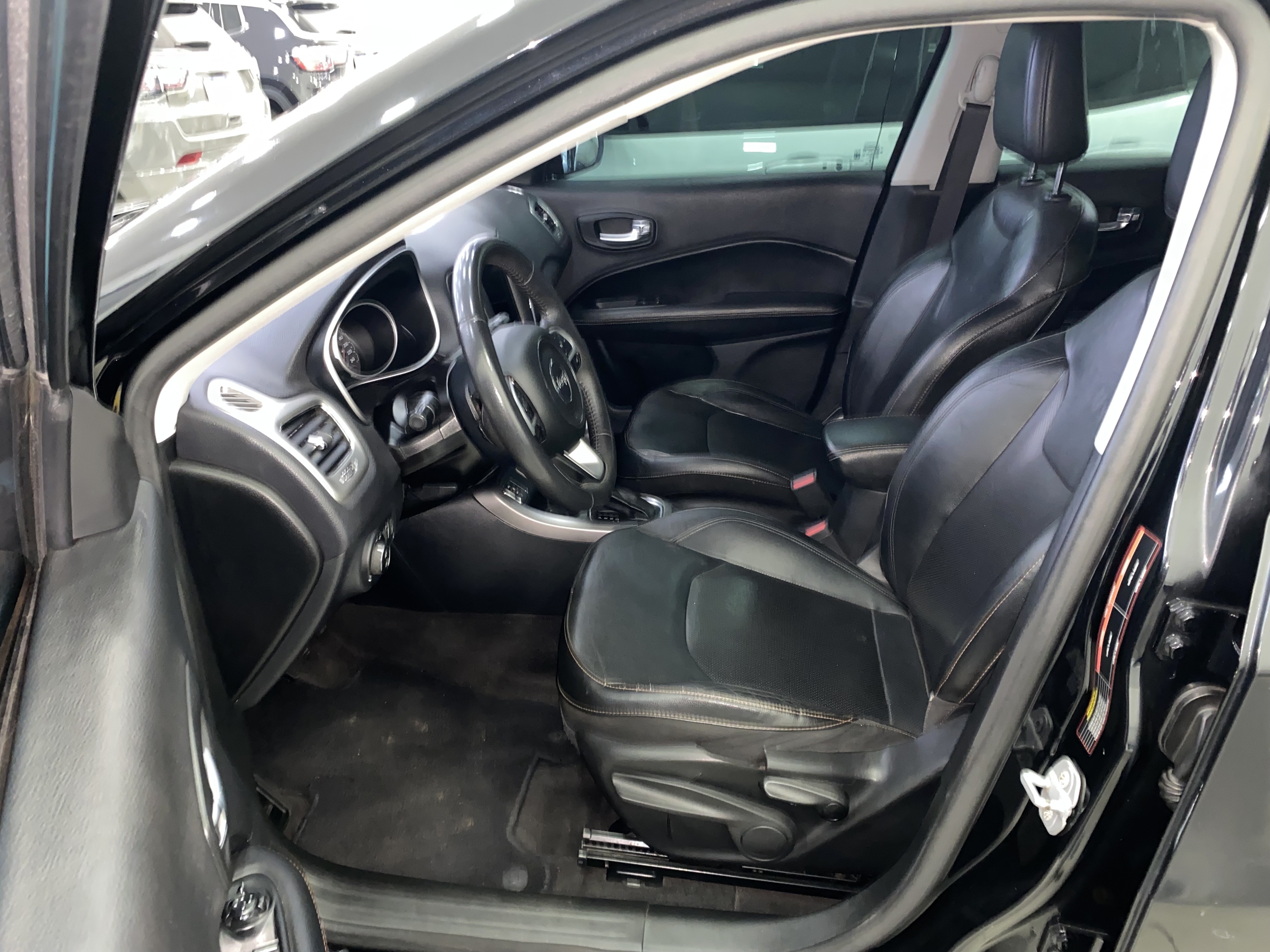 COMPASS 2.0 16V FLEX LONGITUDE AUTOMÁTICO9