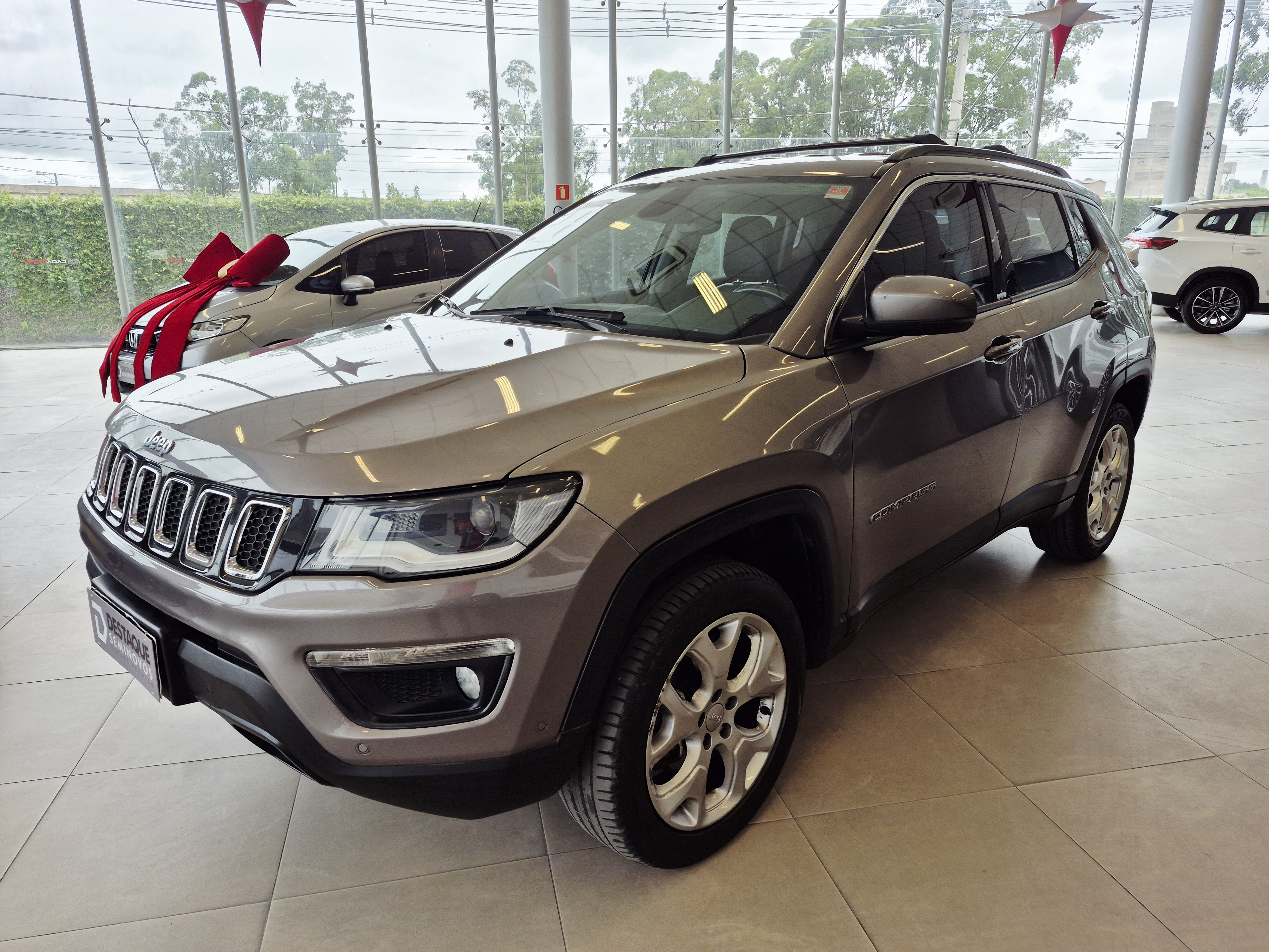 Foto ilustrativa do carro