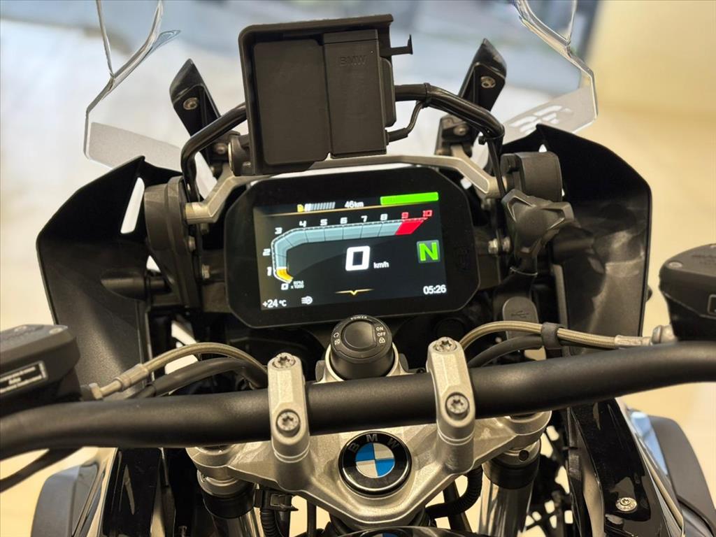 R 1250 GS PREMIUM TRIPLE BLACK9