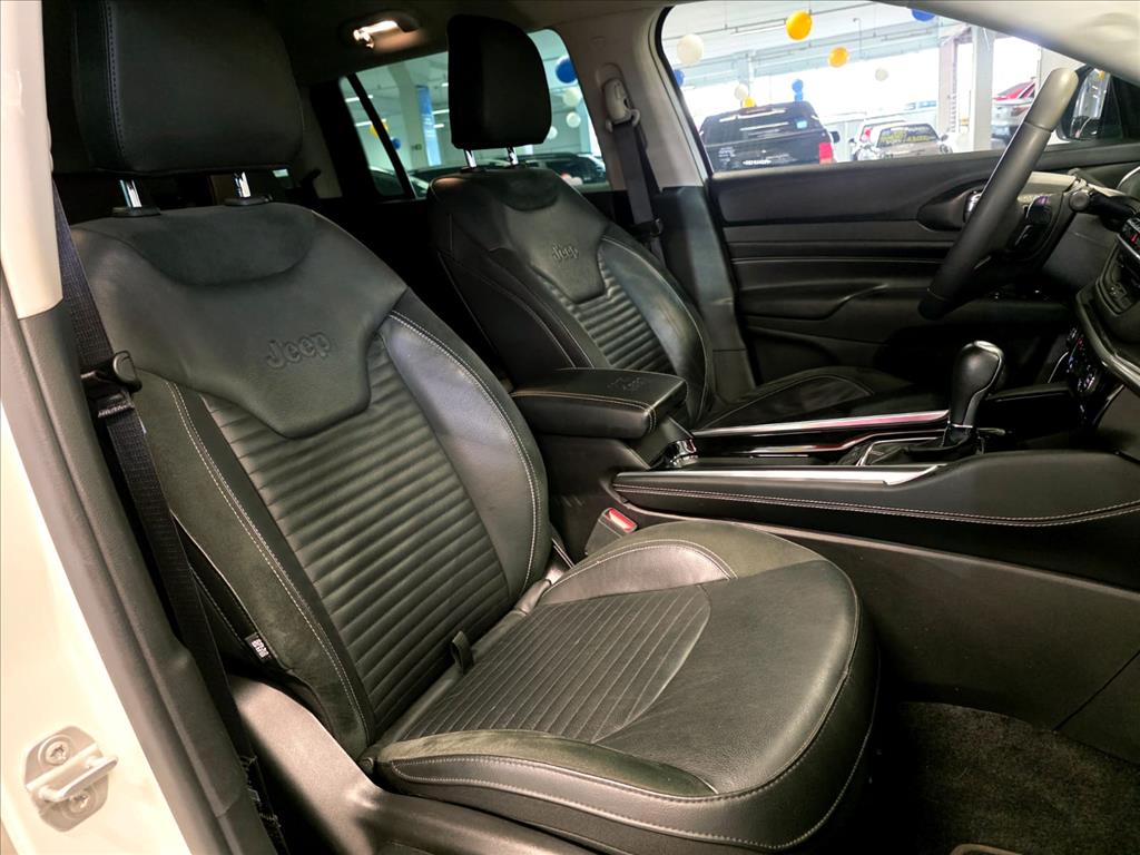COMMANDER 1.3 T270 TURBO FLEX LONGITUDE AT611