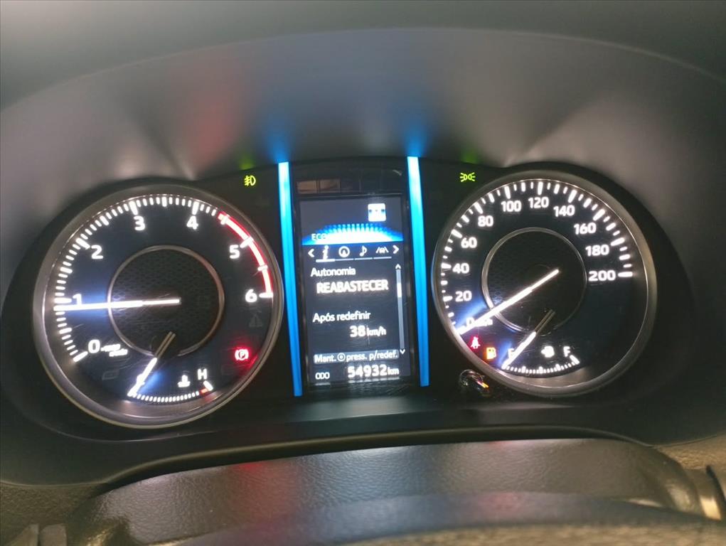 HILUX SW4 2.8 D-4D TURBO DIESEL SRX 4X4 AUTOMÁTICO5
