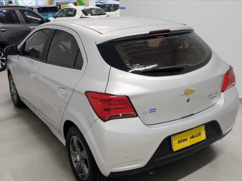 ONIX 1.4 MPFI LTZ 8V FLEX 4P MANUAL5