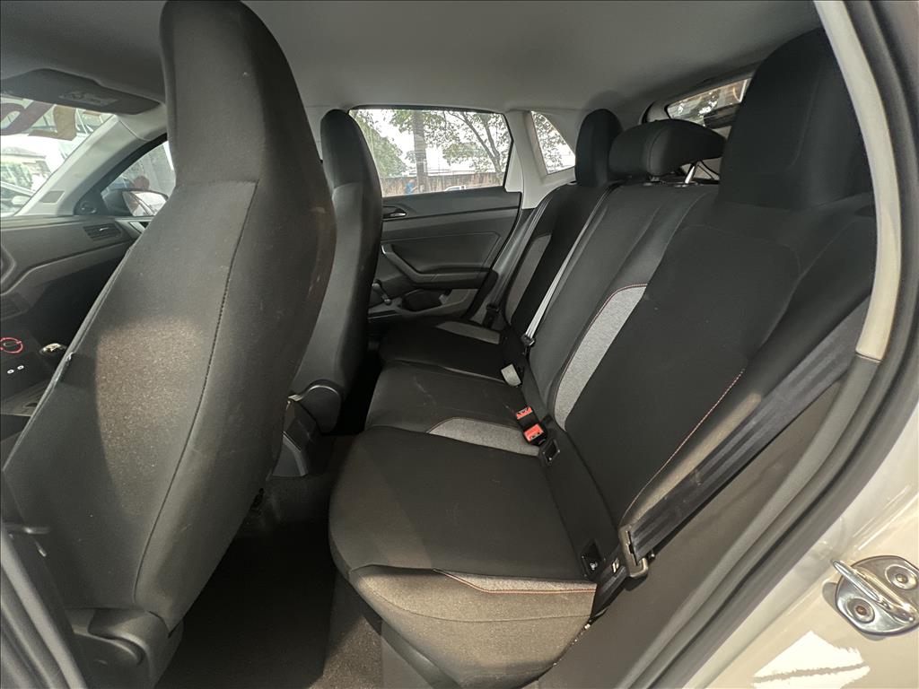 POLO 1.0 MPI TRACK MANUAL18