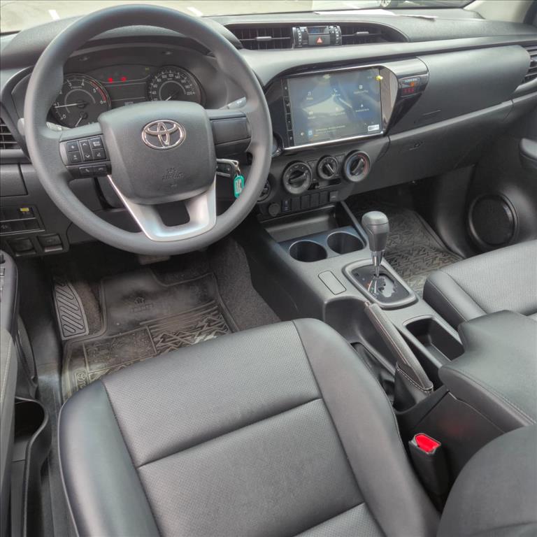 HILUX 2.8 D-4D TURBO DIESEL CD POWER PACK 4X4 AUTOMÁTICO8