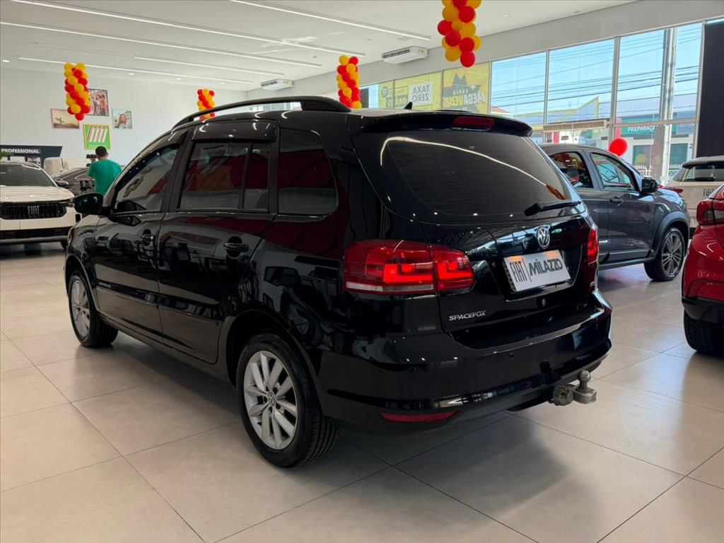 SPACEFOX 1.6 MSI COMFORTLINE 8V FLEX 4P MANUAL5