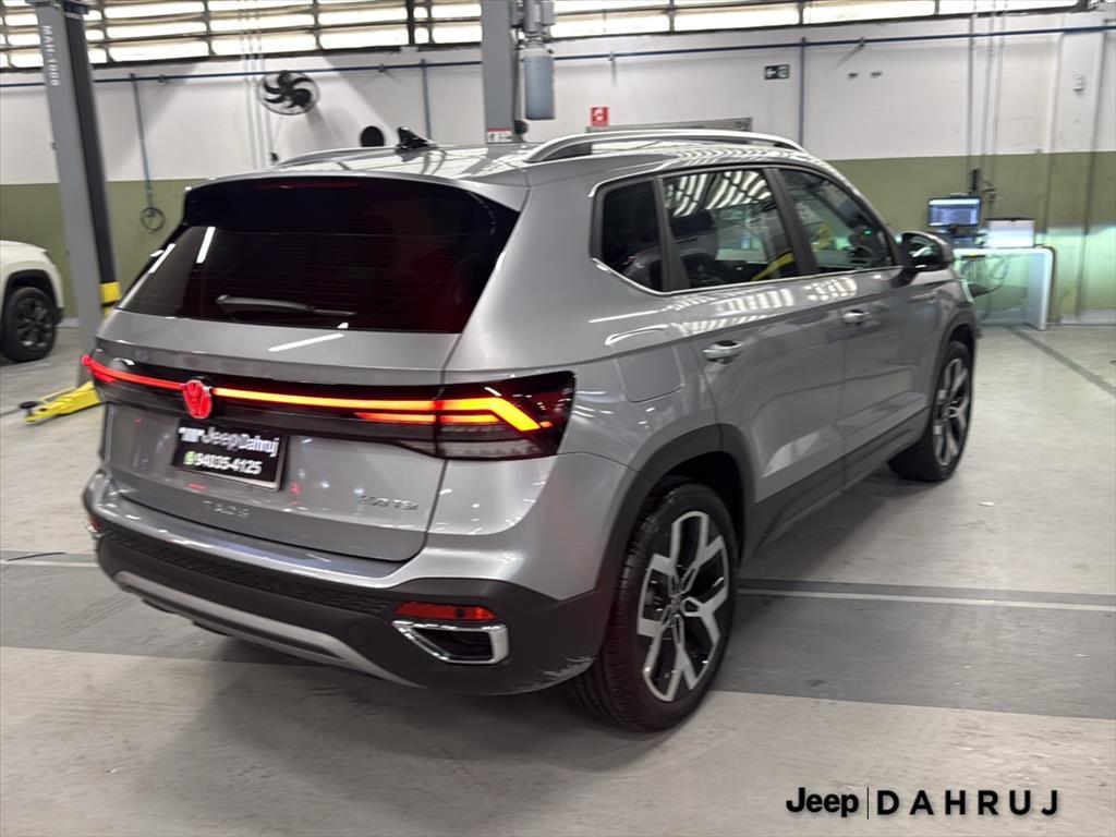 TAOS 1.4 250 TSI TOTAL FLEX HIGHLINE AUTOMÁTICO4