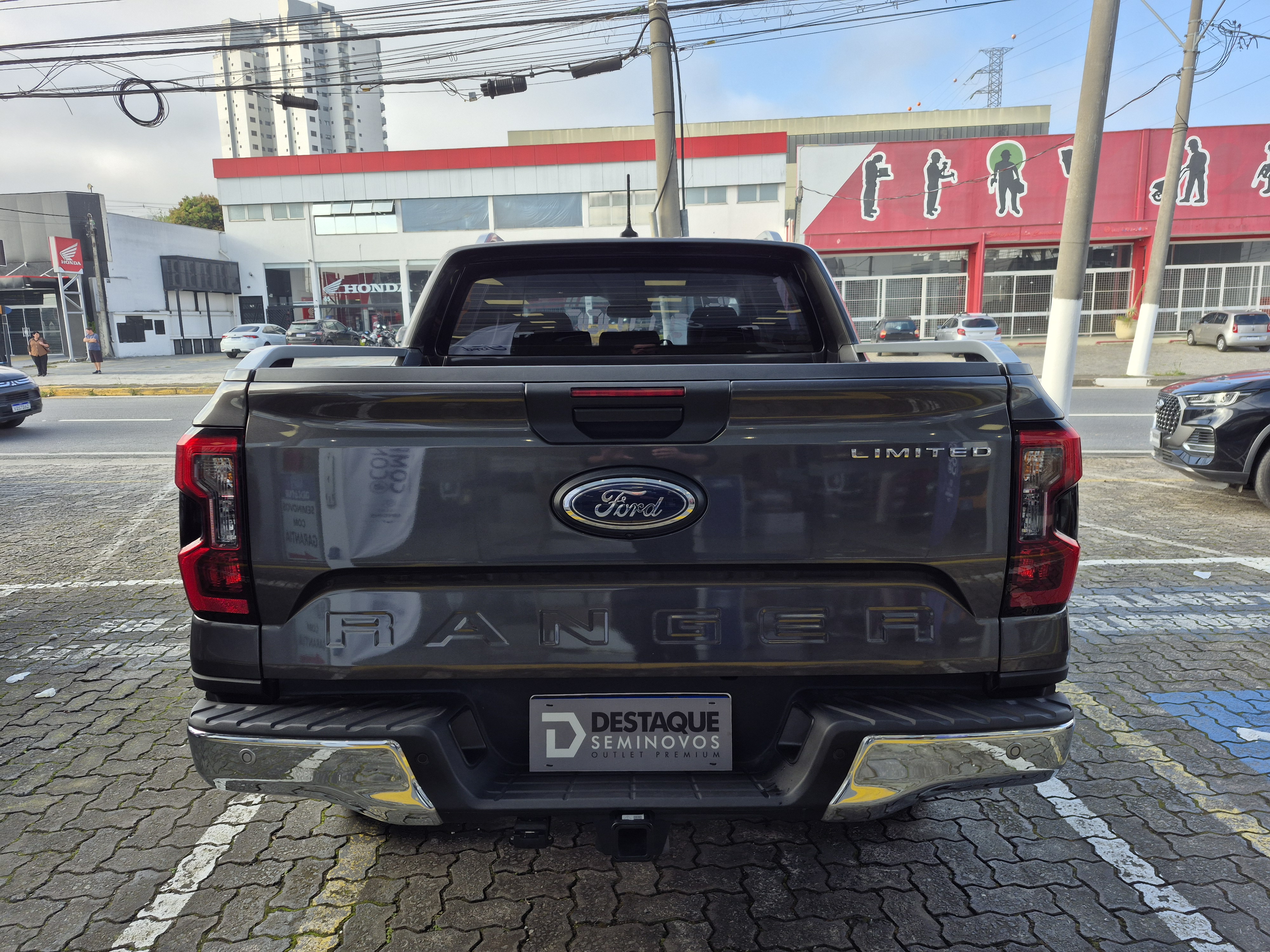 Foto ilustrativa do carro